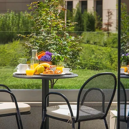 Hyatt Regency 5*