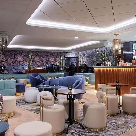 Hyatt Regency Ξενοδοχείο 5*