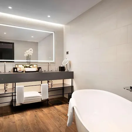 Hyatt Regency 5* София