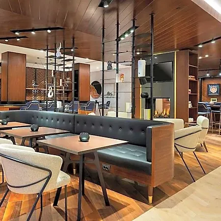 Hyatt Regency Hotel 5*