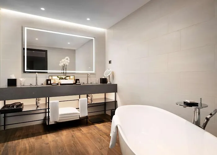 Hyatt Regency 5* Sofia